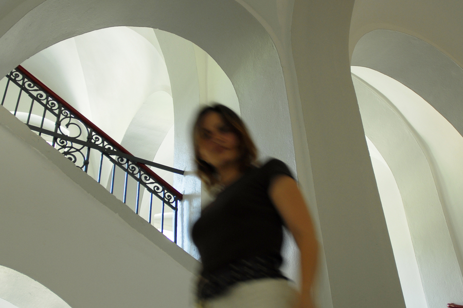 Stairways to the GLS office: Open MON to FRI from 9 AM till 6 PM - come by any time